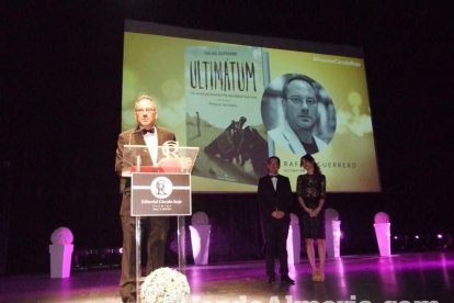 ‘Premios Círculo Rojo’, II gala de las letras con todos los ingredientes. Mil invitados llenan el Teatro Auditorio de El Ejido.