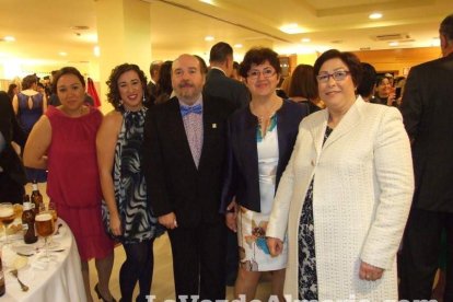 ‘Premios Círculo Rojo’, II gala de las letras con todos los ingredientes. Mil invitados llenan el Teatro Auditorio de El Ejido.