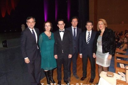 ‘Premios Círculo Rojo’, II gala de las letras con todos los ingredientes. Mil invitados llenan el Teatro Auditorio de El Ejido.