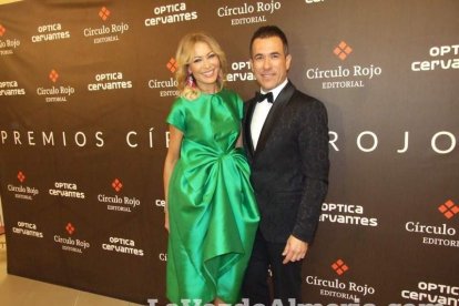 ‘Premios Círculo Rojo’, II gala de las letras con todos los ingredientes. Mil invitados llenan el Teatro Auditorio de El Ejido.