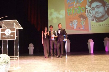 ‘Premios Círculo Rojo’, II gala de las letras con todos los ingredientes. Mil invitados llenan el Teatro Auditorio de El Ejido.