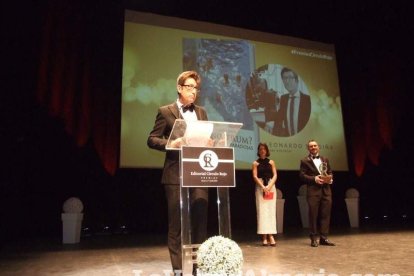 ‘Premios Círculo Rojo’, II gala de las letras con todos los ingredientes. Mil invitados llenan el Teatro Auditorio de El Ejido.