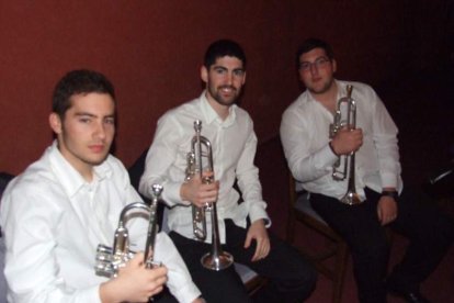 El Auditorio Maestro Padilla ha vivido con intensidad uno de los grandes espectáculos, donde han participado numerosos niños, como músico