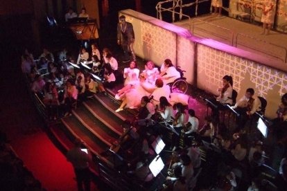 El Auditorio Maestro Padilla ha vivido con intensidad uno de los grandes espectáculos, donde han participado numerosos niños, como músico