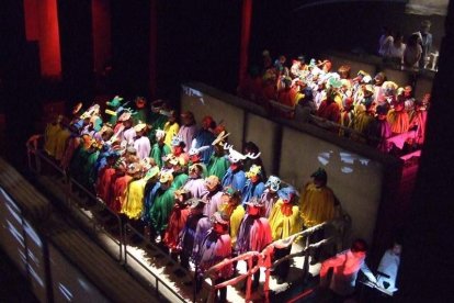 El Auditorio Maestro Padilla ha vivido con intensidad uno de los grandes espectáculos, donde han participado numerosos niños, como músico