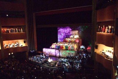 El Auditorio Maestro Padilla ha vivido con intensidad uno de los grandes espectáculos, donde han participado numerosos niños, como músico