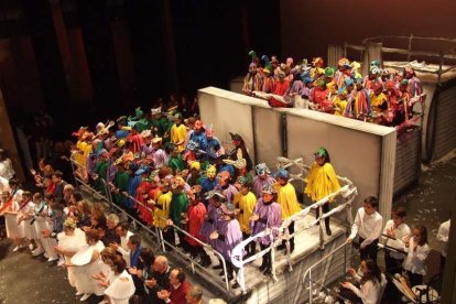 El Auditorio Maestro Padilla ha vivido con intensidad uno de los grandes espectáculos, donde han participado numerosos niños, como músico