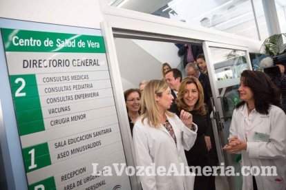 La presidenta de la Junta de Andalucía, Susana Díaz, visita Vera y los Campos de Níjar. Fotos: Fran Muñoz.