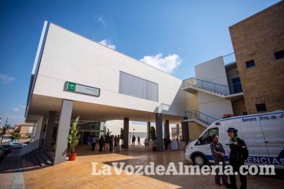 La presidenta de la Junta de Andalucía, Susana Díaz, visita Vera y los Campos de Níjar. Fotos: Fran Muñoz.