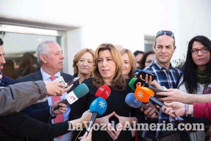 La presidenta de la Junta de Andalucía, Susana Díaz, visita Vera y los Campos de Níjar. Fotos: Fran Muñoz.