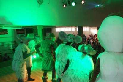Las fiestas de Benahadux cuentan con una gran participación de benaducenses y visitantes en las distintas actividades que el alcalde de Ben