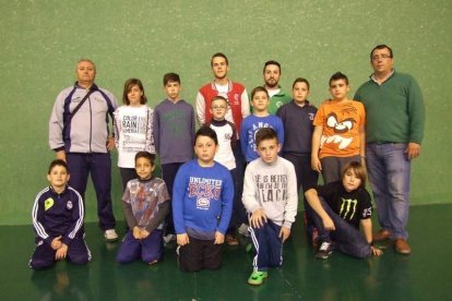 Las fiestas de Benahadux cuentan con una gran participación de benaducenses y visitantes en las distintas actividades que el alcalde de Ben