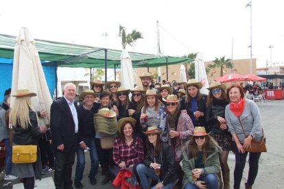Las fiestas de Benahadux cuentan con una gran participación de benaducenses y visitantes en las distintas actividades que el alcalde de Ben