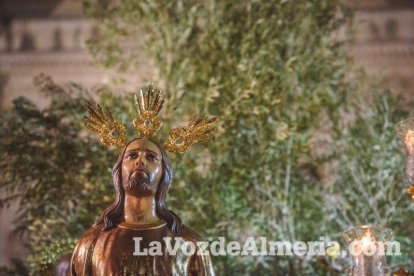 Procesión de la Real e Ilustre Confeccionista y Universitaria Hermandad de Nazarenos de Nuestro Padre Jesús de la Oración en el Huerto y 