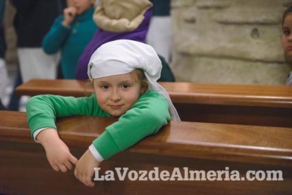 Procesión de la Real e Ilustre Confeccionista y Universitaria Hermandad de Nazarenos de Nuestro Padre Jesús de la Oración en el Huerto y 