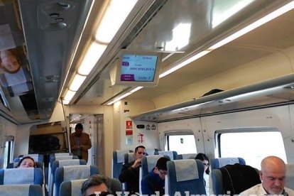 La Mesa del Ferrocaril viaja a Sevilla para reclamar mejoras en las conexiones ferroviarias para la provincia.