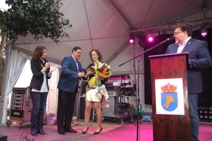 Con las palabras del alcalde de Canjáyar, Francisco Alonso, ha dado paso al pregón que ha corrido a cargo de Mari Ángeles Esteban, subdir