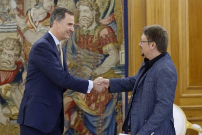 El Rey Felipe VI concluye la ronda de consultas en Zarzuela tras la cual ningún candidato tiene apoyos suficientes.