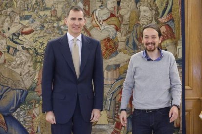 El Rey Felipe VI concluye la ronda de consultas en Zarzuela tras la cual ningún candidato tiene apoyos suficientes.