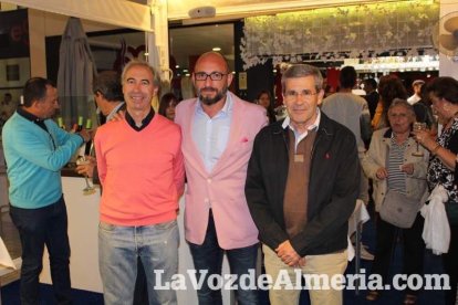 Salvador Rovira dirige el establecimiento hostelero de José María Tejera, Ego Sport Center