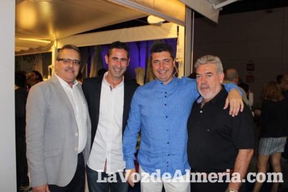 Salvador Rovira dirige el establecimiento hostelero de José María Tejera, Ego Sport Center