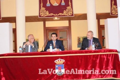 Entrega de los Premios de la Asociación de Jóvenes Empresarios de Almería en el Castillo de Santa Ana de Roquetas. Fotos: JABarrios.