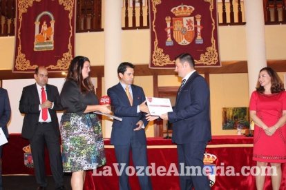 Entrega de los Premios de la Asociación de Jóvenes Empresarios de Almería en el Castillo de Santa Ana de Roquetas. Fotos: JABarrios.