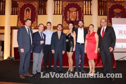 Entrega de los Premios de la Asociación de Jóvenes Empresarios de Almería en el Castillo de Santa Ana de Roquetas. Fotos: JABarrios.