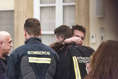 Capilla ardiente del pequeño Gabriel Cruz Ramírez instalada en la Diputación de Almería.