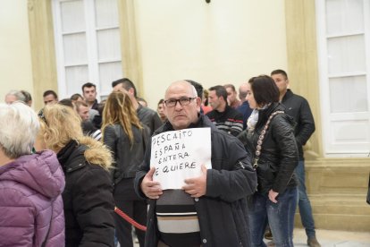 Capilla ardiente del pequeño Gabriel Cruz Ramírez instalada en la Diputación de Almería.