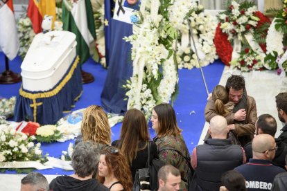 Capilla ardiente del pequeño Gabriel Cruz Ramírez instalada en la Diputación de Almería.