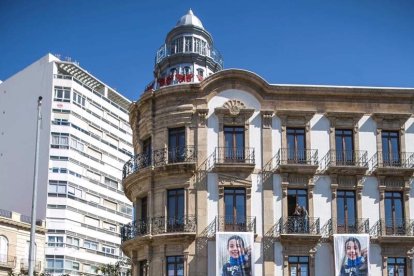 Concentración en Puerta Purchena en apoyo a Gabriel Cruz Ramírez.