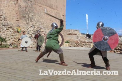 Recreación vikinga en la Alcazaba a cargo del IES Argar, la OCAL y los Vikings Southern MG.