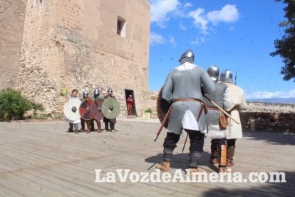 Recreación vikinga en la Alcazaba a cargo del IES Argar, la OCAL y los Vikings Southern MG.