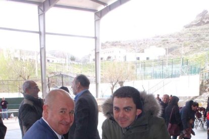 El alcalde de Abrucena, Antonio Torres, inauguró el acto ante numerosos asistentes.