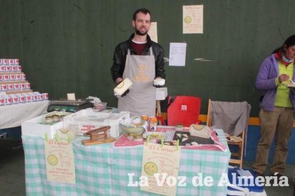 El alcalde de Abrucena, Antonio Torres, inauguró el acto ante numerosos asistentes.