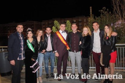 La alcaldesa benaducense, Mari Carmen Soriano, abrió la gala de coronación de las Reinas con su saluda