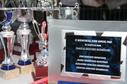 Placa recuerdo del II Memorial Pae.