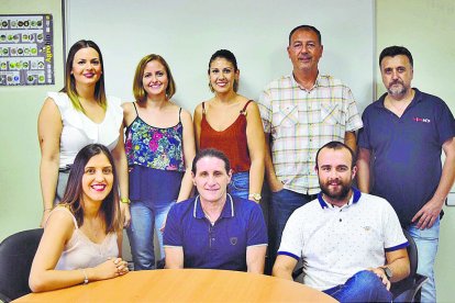 NÍJARSOL. Departamentos de Administración, Técnico y Comercial.