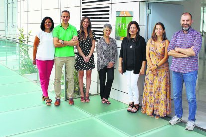 PITA. Raquel Pérez, Juan Esteban Fortes, Estefanía Turia,  Eva Nuñez, Trinidad Cabeo, Alicia Cañadas y Evan Céspedes.