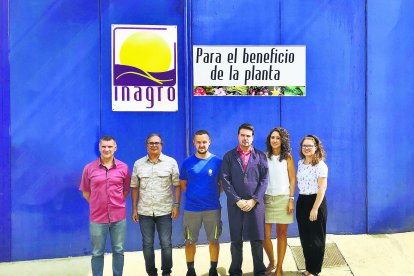 INAGRO. Javier Ortega Carrasco, presidente; Raúl Martínez Sánchez, director técnico; Miguel Ángel Vera Barrilado , responsable de Fabricación; Juan Cristóbal Rodríguez López, responsable de I+D; Emi Requena Villalba, responsable Contable-Financiero.