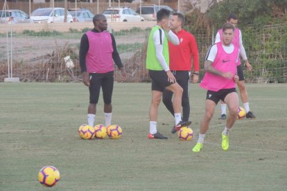 Hubo mucho balón en el entrenamiento.