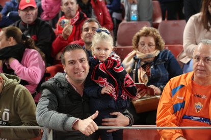 Una pequeña aficionada.