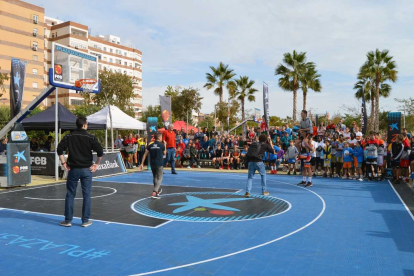 Canastas de todos los colores.