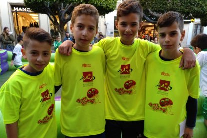 Ilusionados los más pequeños antes del primer partido.