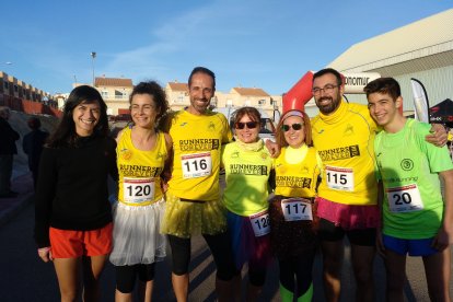Un grupo de participantes disfrazados.
