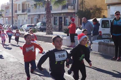 Los m´s pequeños se sumaron a la fiesta.