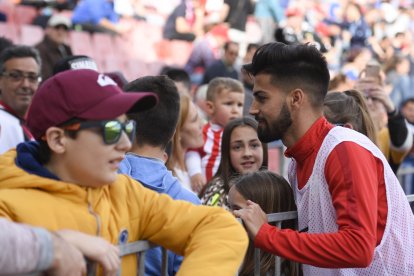 Chema con la afición.