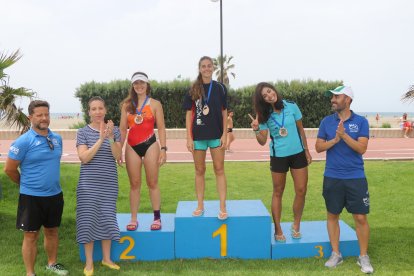 El podio de las chicas.