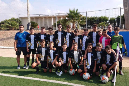 Los jóvenes garrucheros participaron en el torneo.